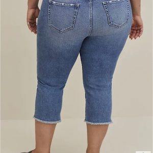 CROP STOVEPIPE STRAIGHT CLASSIC DENIM HIGH-RISE JEAN